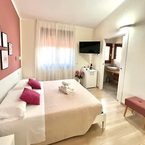 Incentro - San Teodoro , San Teodoro (Sardinia) Italia